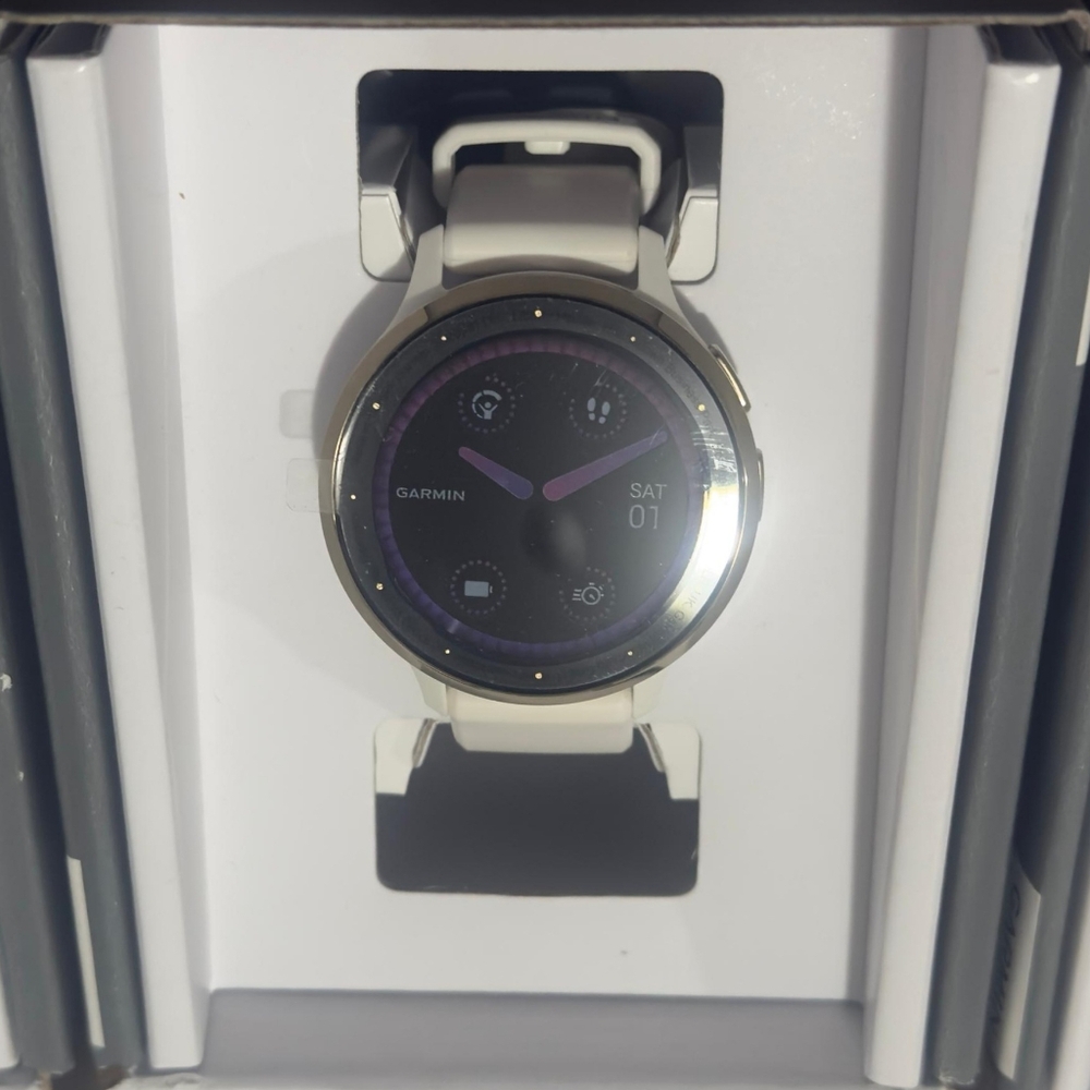 Garmin Venu 3S Soft Gold Stainless Steel Bezel with Ivory Case and Silicone Band - Picture 2 of 3